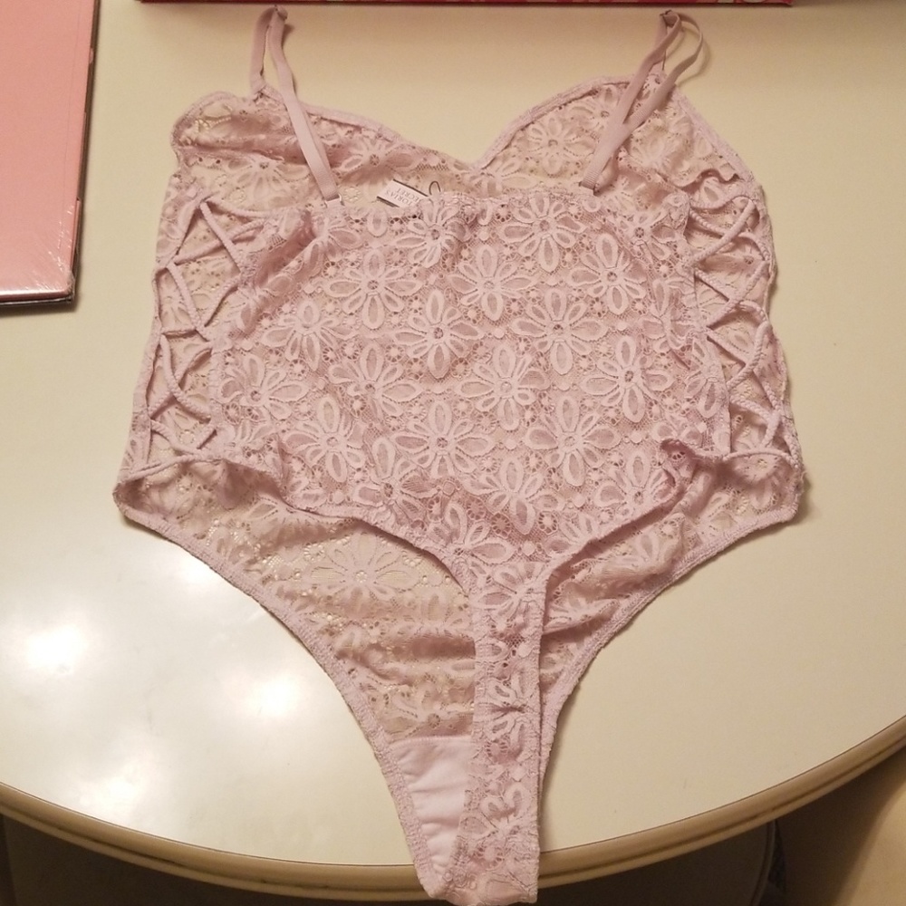 Nwt Victorias Secret Pink Lace Lingerie Cut Outs L - Picture 4 of 8